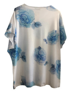 Camiseta flores azules